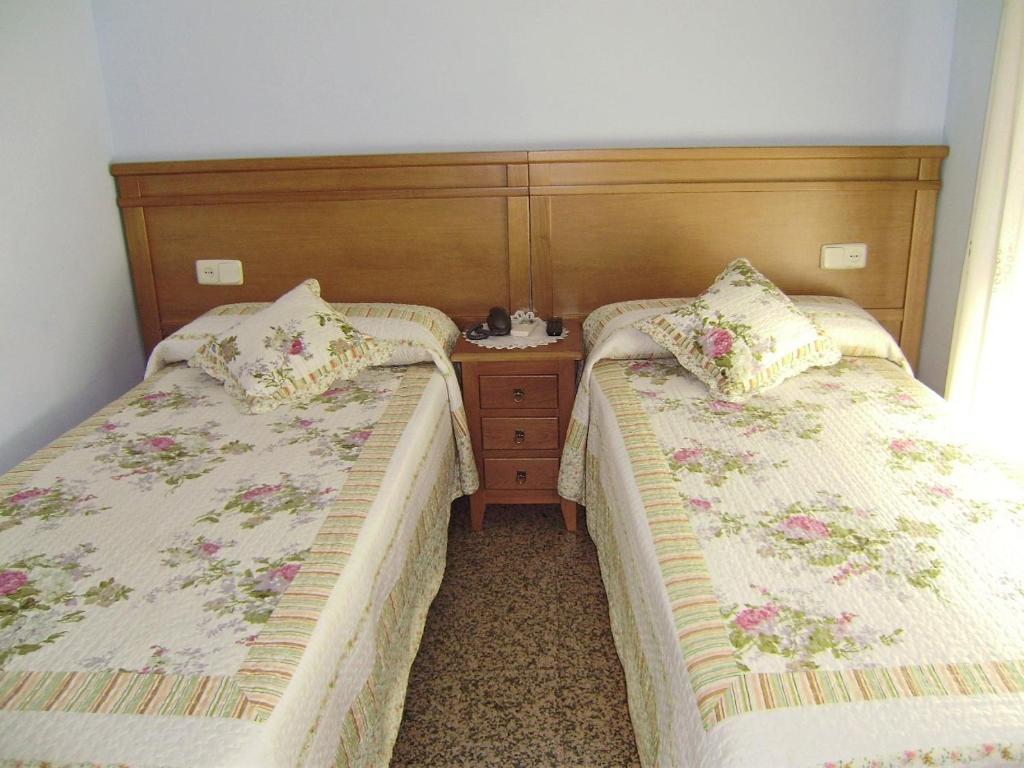 Hostal Miguel Angel Madrid Szoba fotó